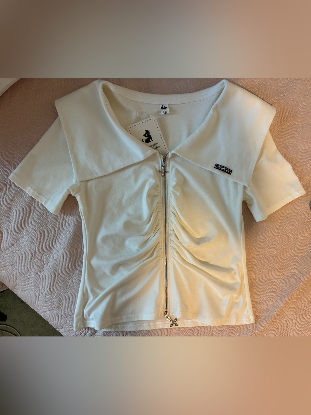 Suchcute Cream Zip-Front Ruched Top